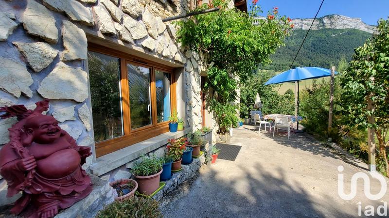 Maison - 179 m² - 9 pièces