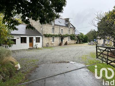 Maison - 379 m² - 10 pièces