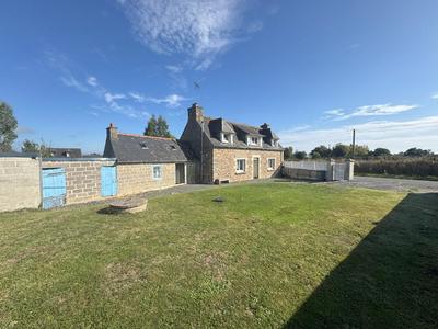 Maison - 93 m² - 4 pièces