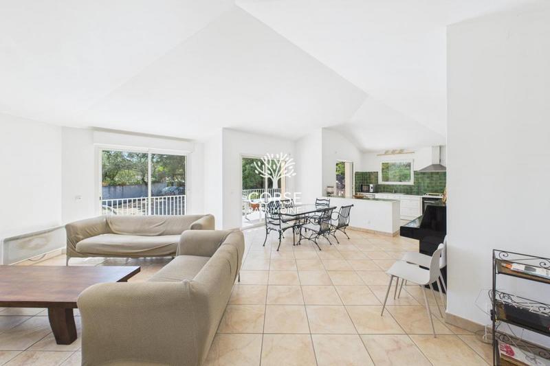 Maison - 145 m² - 6 pièces