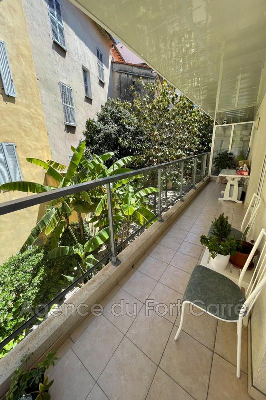 Appartement - 80 m² - 3 pièces