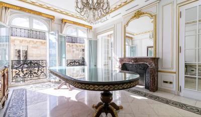 Appartement - 261 m² - 5 pièces