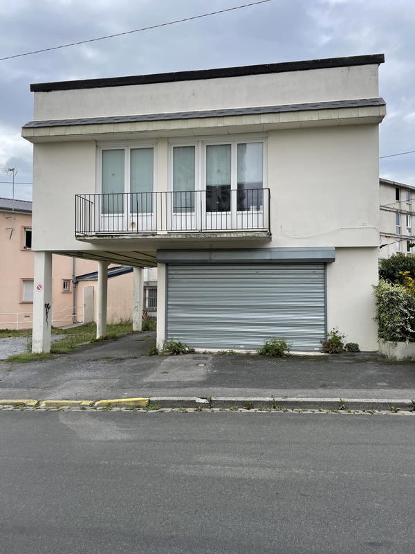 Maison - 94 m² - 5 pièces