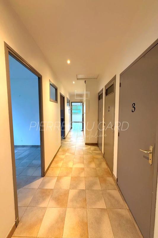 Local commercial - 285 m²