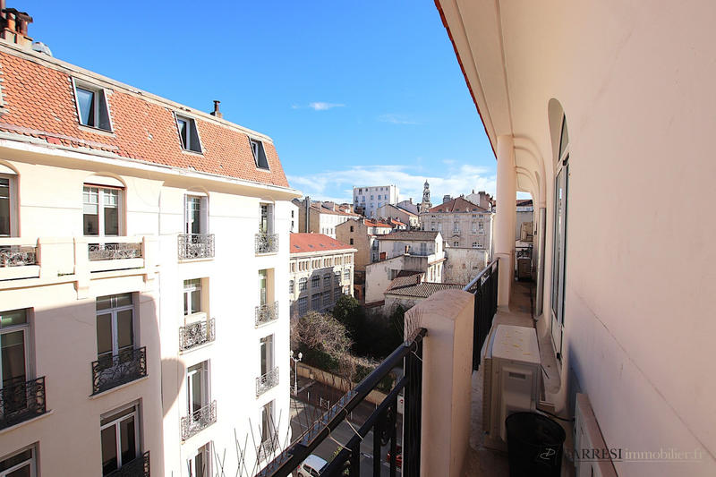 Bureau - 17 m² - 1 pièce