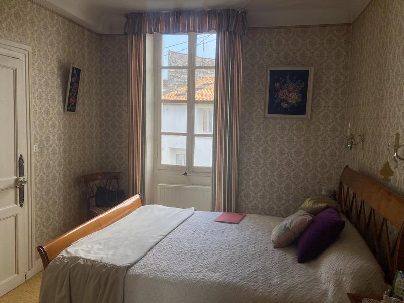 Maison - 266 m² - 14 pièces