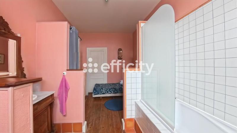 Maison en pierre - 441 m² - 13 pièces