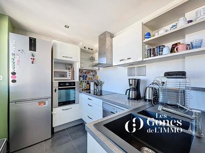 Appartement - 65 m² - 4 pièces