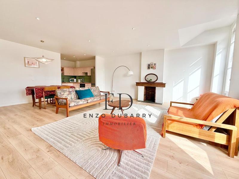 Appartement - 97 m² - 4 pièces