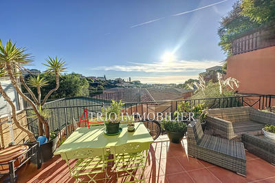 Maison - 102 m² - 4 pièces