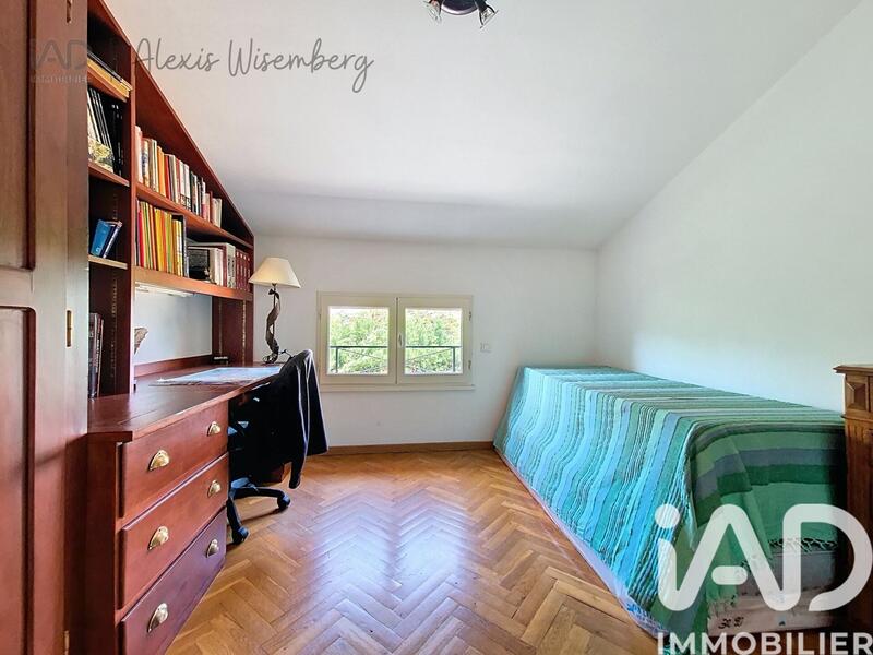 Maison - 164 m² - 7 pièces