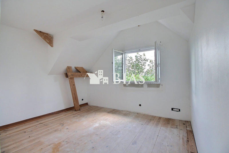 Maison - 140 m² - 7 pièces