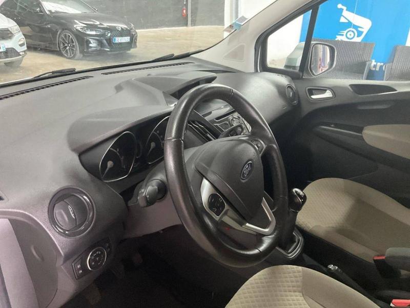 Ford Tourneo 1.0 EcoBoost 100ch Titanium