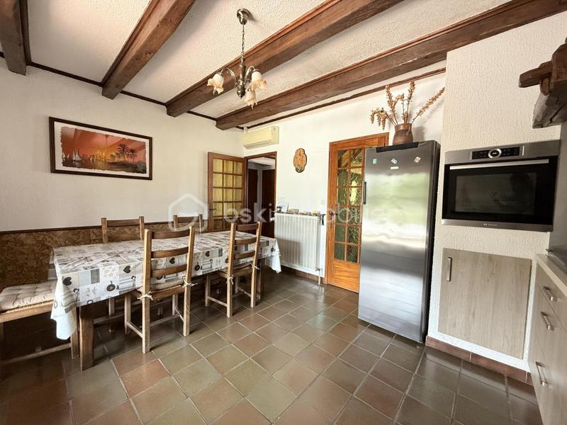 Maison - 230 m² - 4 pièces