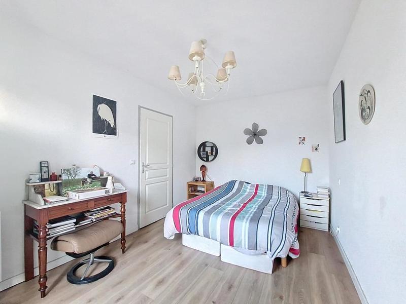 Appartement - 83 m² - 4 pièces