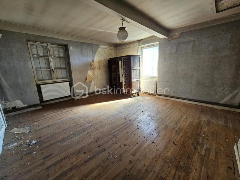 Maison - 178 m² - 8 pièces