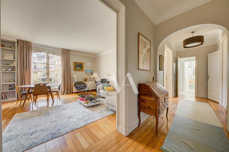 Appartement - 100 m² - 4 pièces