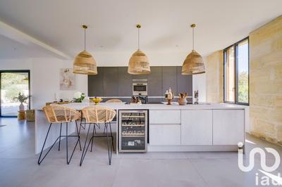 Maison - 200 m² - 6 pièces