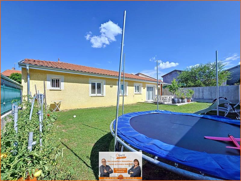 Maison - 90 m² - 4 pièces