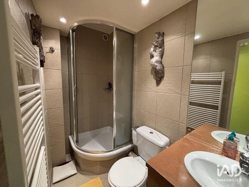 Local commercial - 240 m²