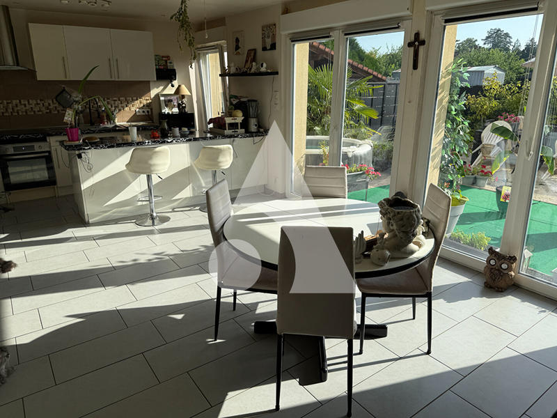 Maison - 117 m² - 5 pièces