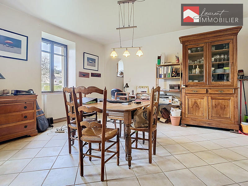 Maison - 192 m² - 5 pièces