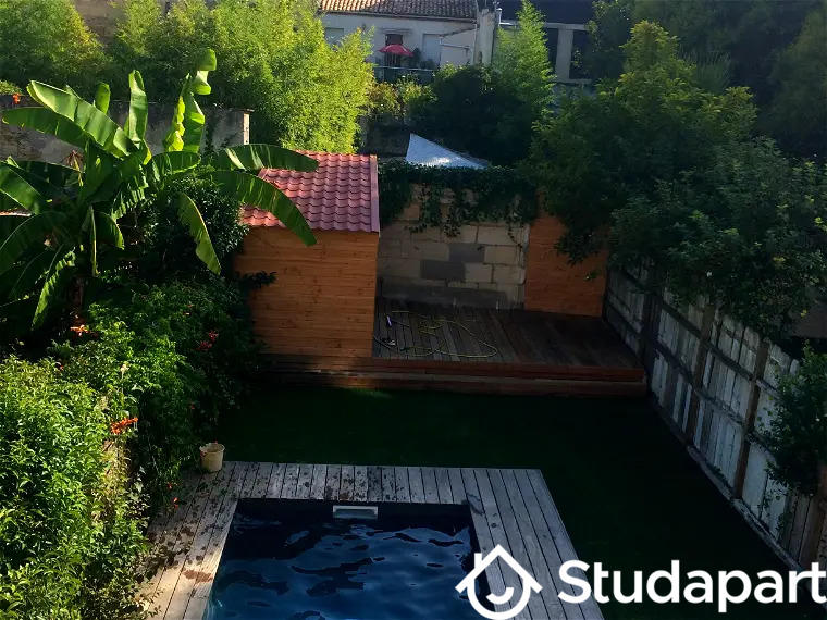 Chambre - 78 m² - 1 pièce