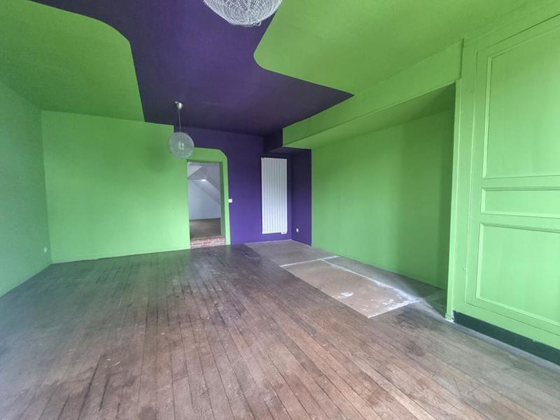 Maison - 241 m² - 11 pièces