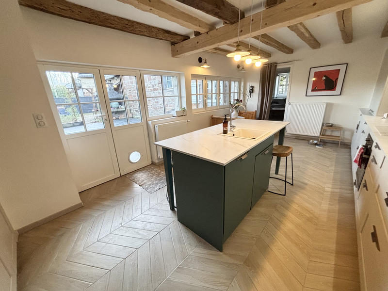 Maison - 138 m² - 7 pièces