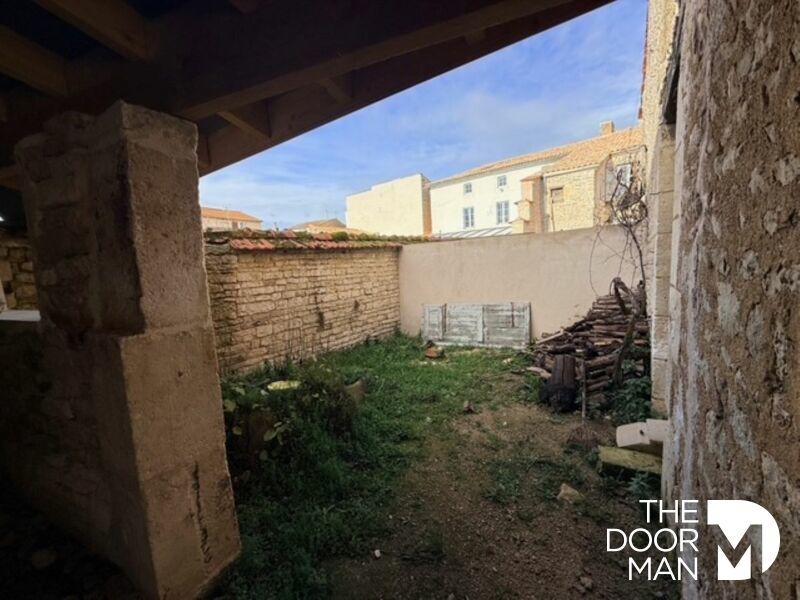 Appartement - 90 m² - 2 pièces