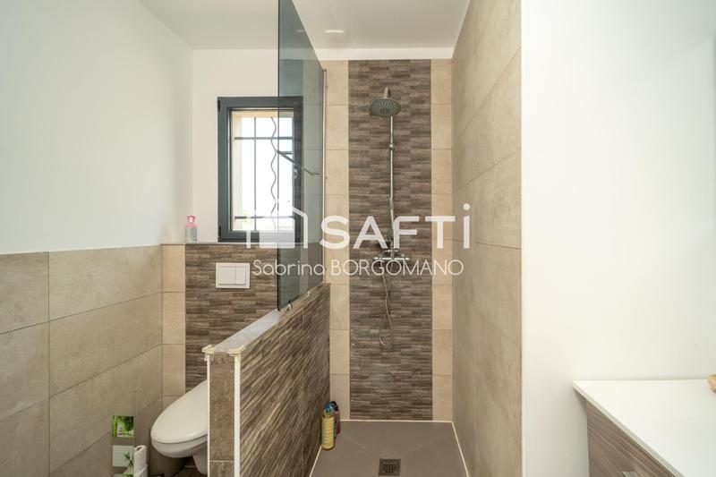 Maison - 165 m² - 6 pièces