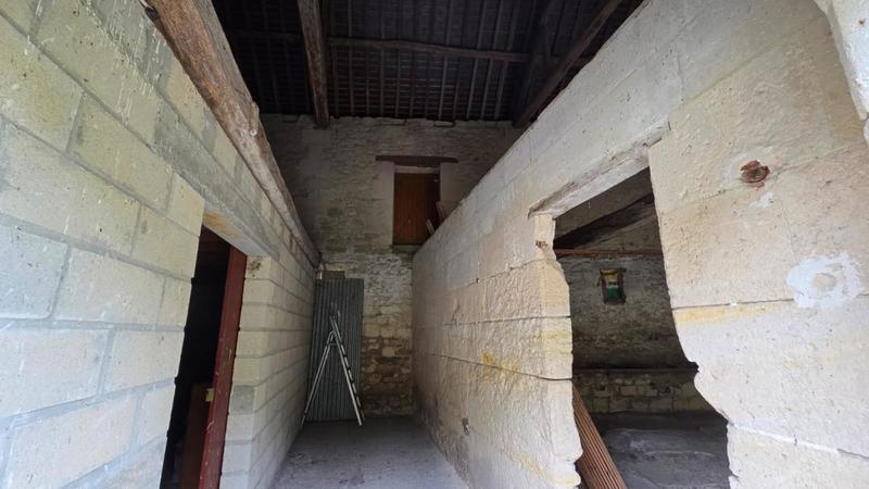 Grange - 100 m² - 1 pièce