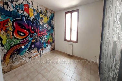 Appartement - 93 m² - 5 pièces