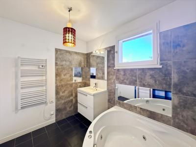 Appartement - 57 m² - 2 pièces