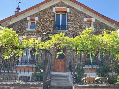 Maison - 125 m² - 6 pièces