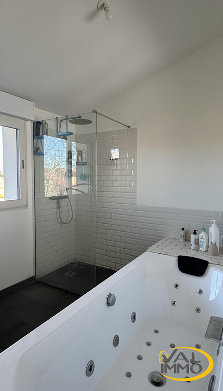 Villa - 142 m² - 7 pièces