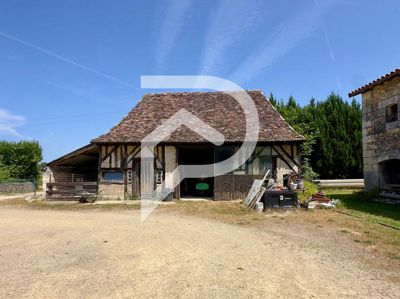 Maison - 157 m² - 4 pièces