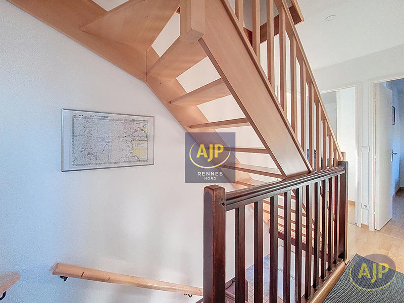 Maison - 82 m² - 5 pièces