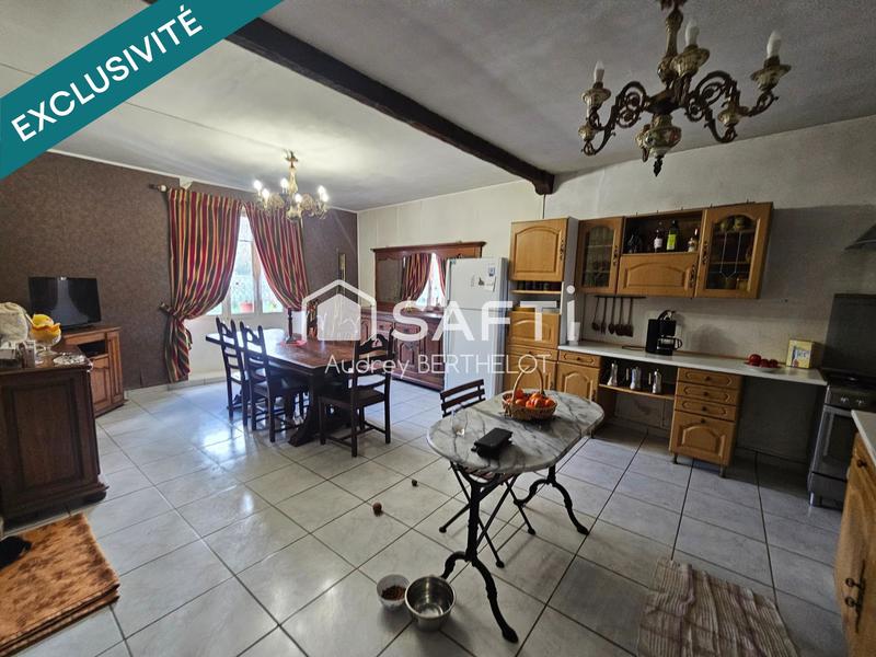 Maison - 200 m² - 1 pièce