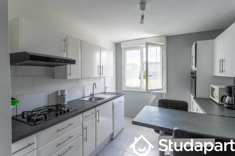 Chambre - 10 m² - 1 pièce