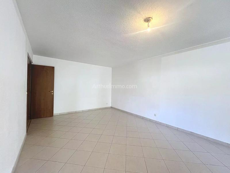 Appartement - 80 m² - 3 pièces