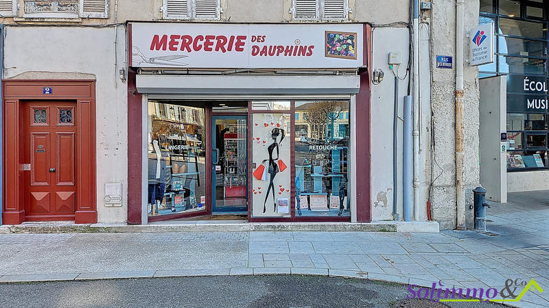 Fonds de commerce - Magasins - 200 m²