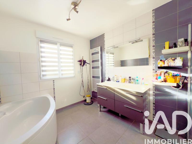 Maison - 133 m² - 6 pièces