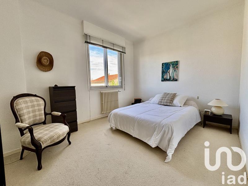 Maison - 240 m² - 9 pièces