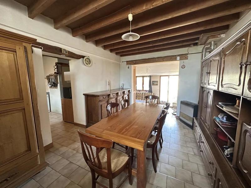 Maison - 185 m² - 7 pièces