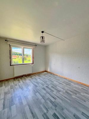 Maison - 137 m² - 6 pièces