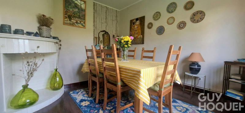 Maison - 144 m² - 9 pièces