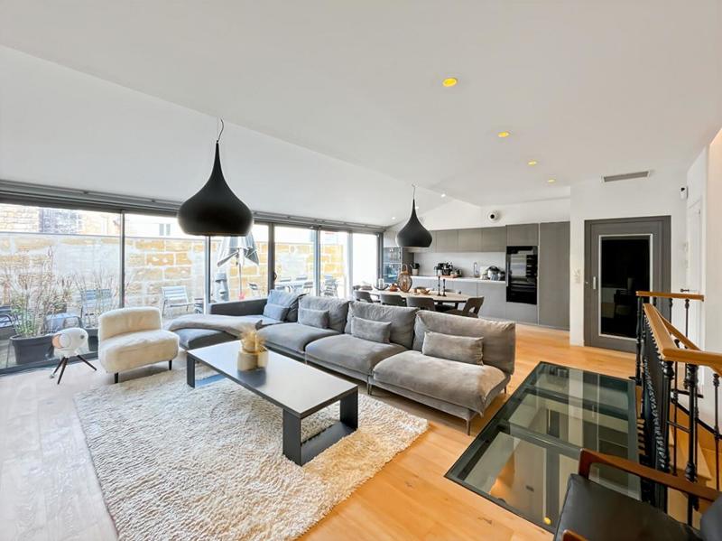 Appartement - 207 m² - 4 pièces