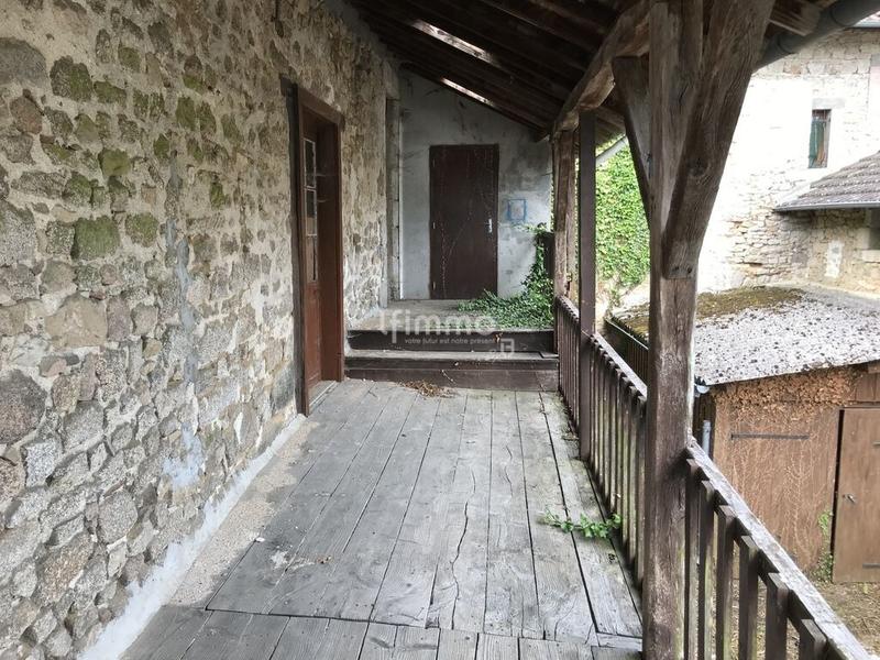 Maison de village - 300 m² - 15 pièces