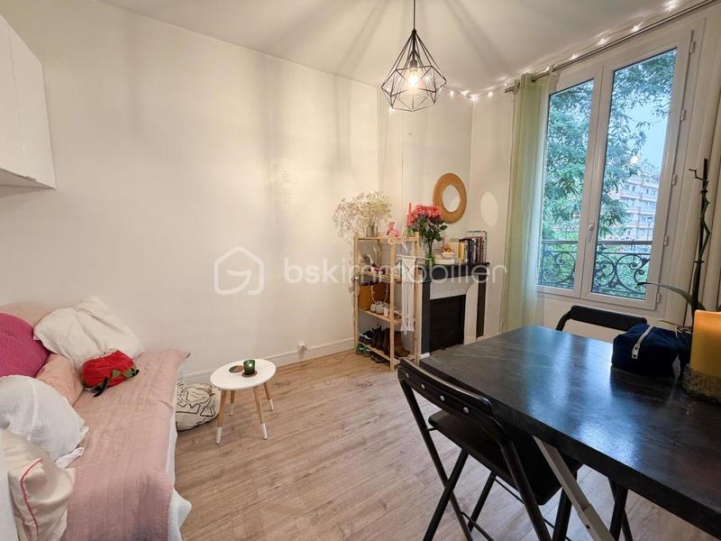 Studio - 15 m² - 1 pièce